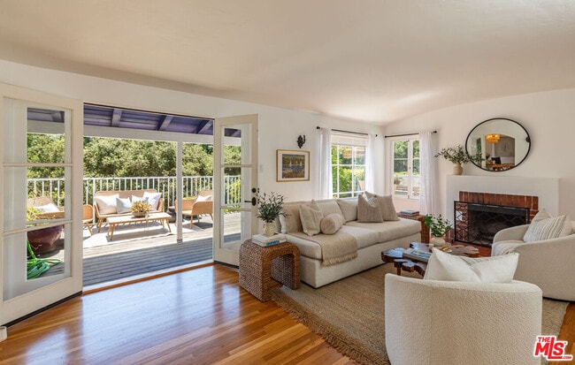 Building Photo - 8754 Arlene Terrace