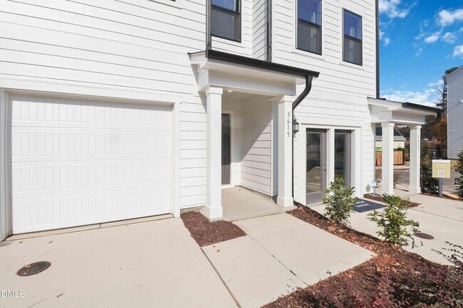 Building Photo - 3615 Elm Grv Ln