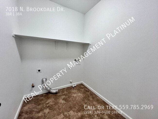 Building Photo - 7018 N Brookdale Dr