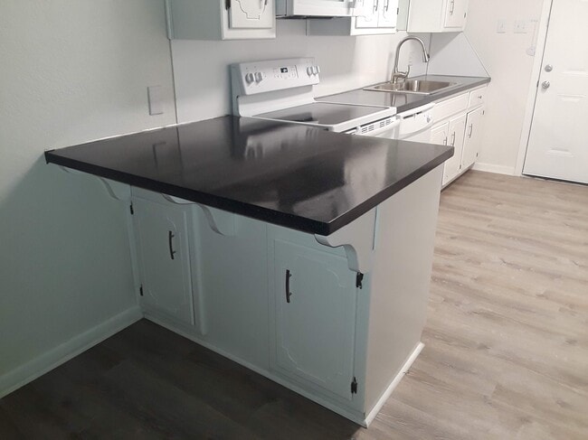 Building Photo - 3017 McFerrin Ave