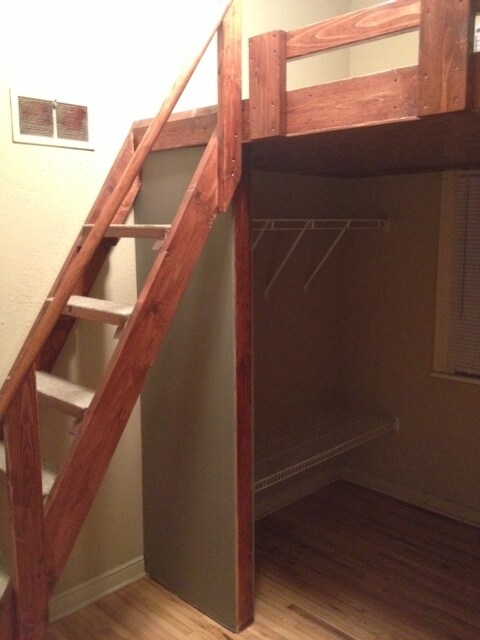 Building Photo - 1747 Dayton Ave