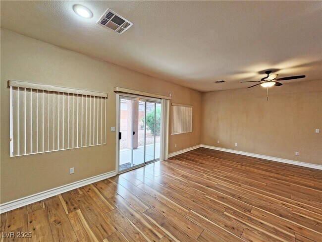 Building Photo - 5561 Carrara Pointe St