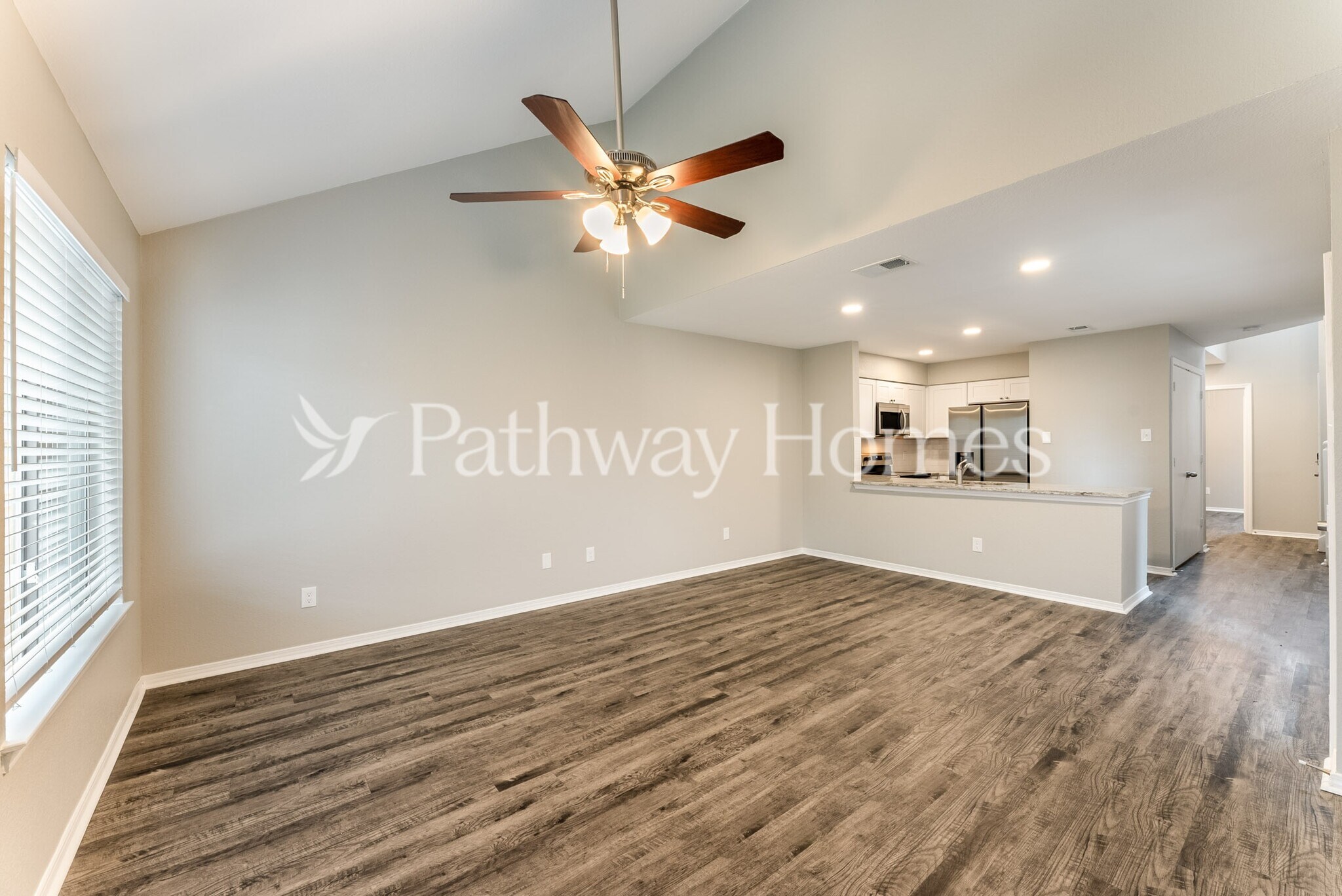 Building Photo - 920 Fairbanks Cir