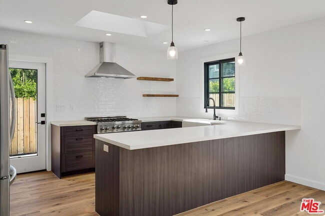 Building Photo - 4130 Verdugo View Dr