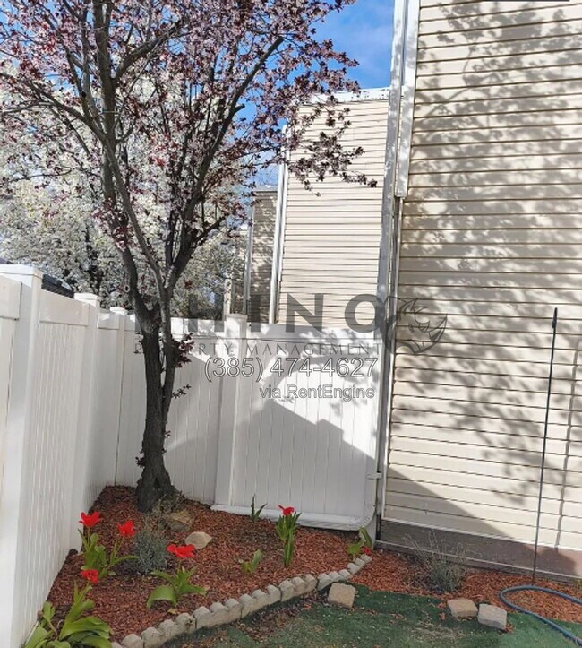 Building Photo - 5269 S Rome Beauty Pk