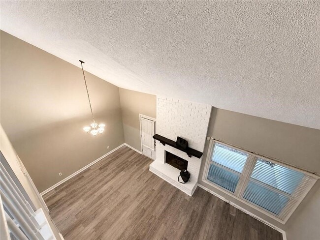 Building Photo - 5031 Bell Dr SE
