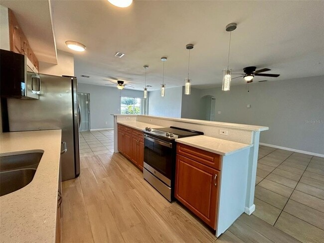 Building Photo - 3474 Norwick St