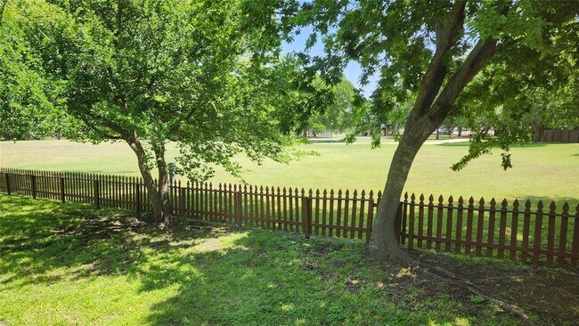 Building Photo - 603 Greenfield Cove