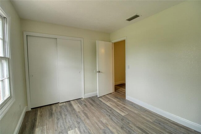 Building Photo - 13708 Orange Sunset Dr