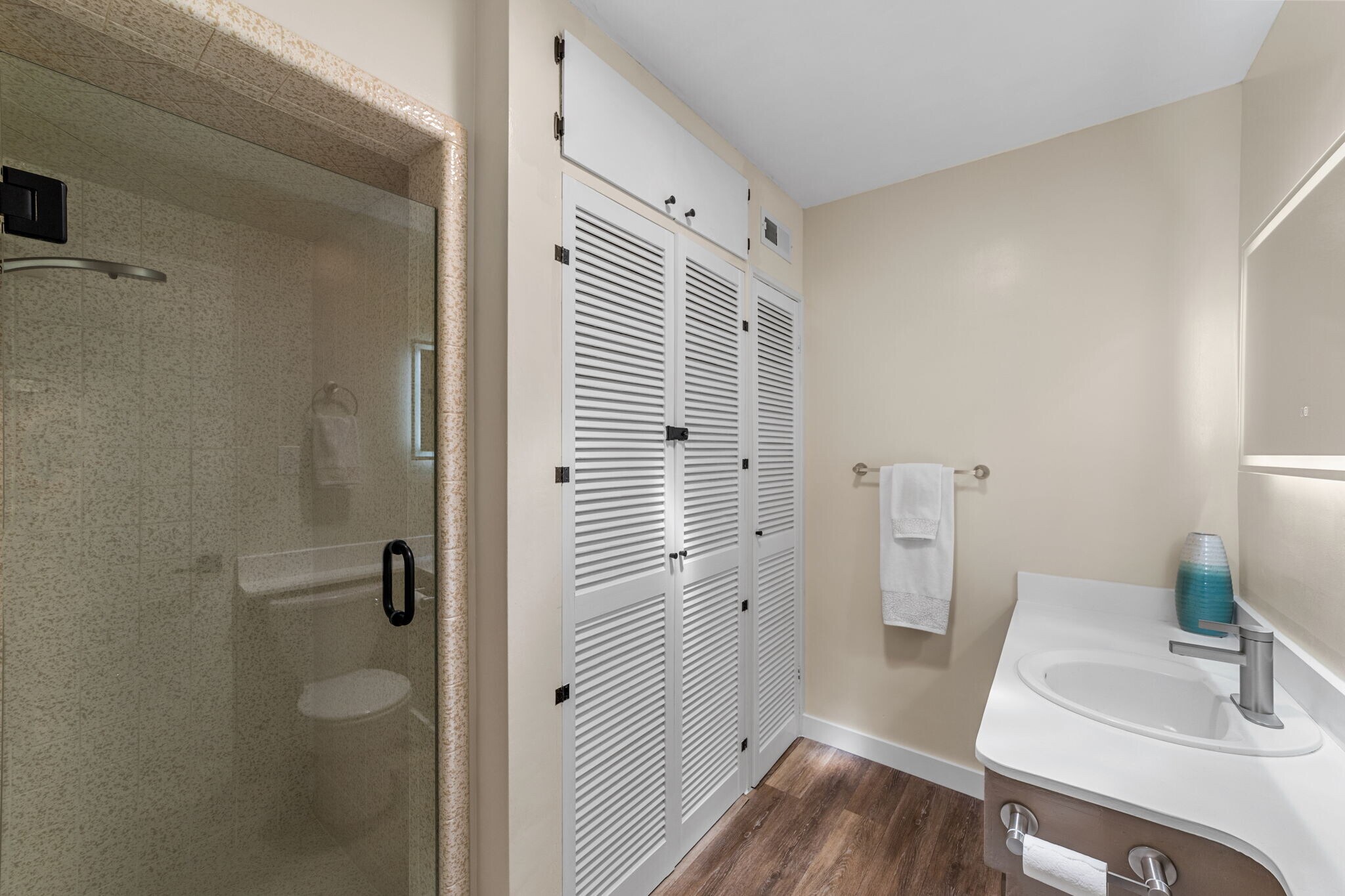 Building Photo - 4759 Baylor Dr