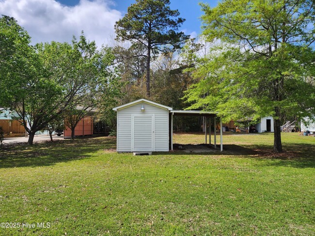 Building Photo - 508 Ocean Spray Dr