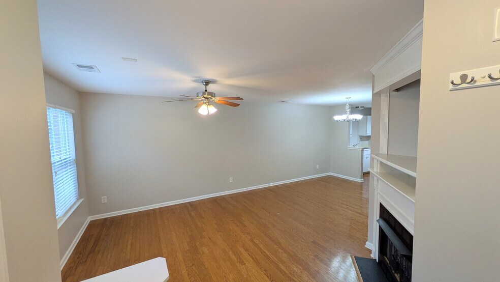 Living room from front door - 3381 Weston St