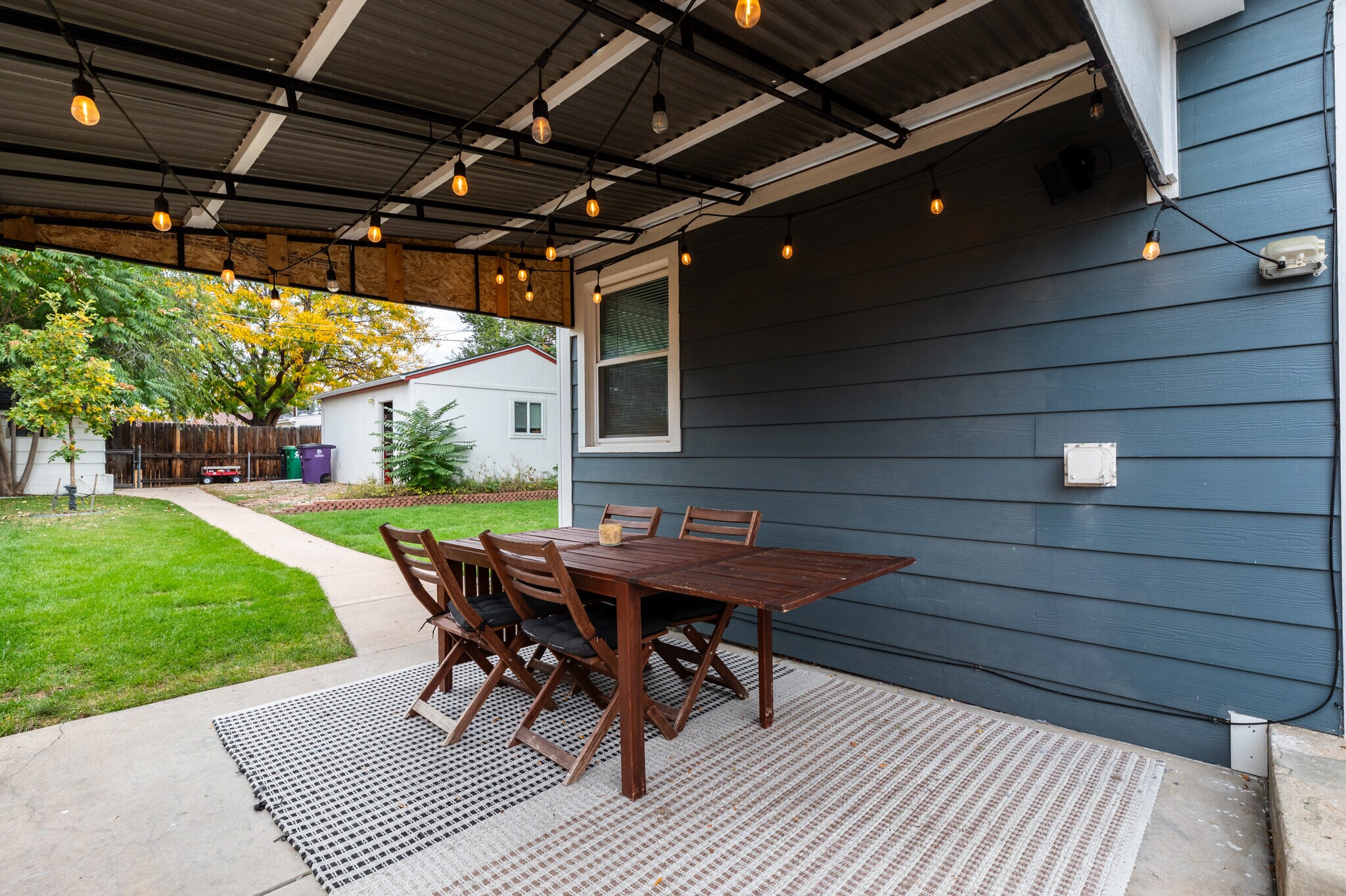 Building Photo - 4591 Wyandot St