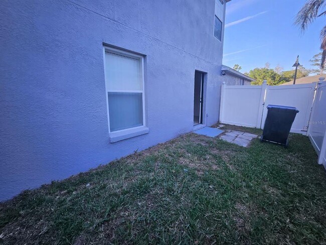 Building Photo - 3985 Andover Cay Blvd