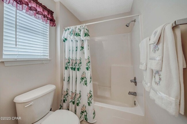 Building Photo - Coming Soon ______Available on November 20th. Furnished 2 bedroom home in Palm Cove Community