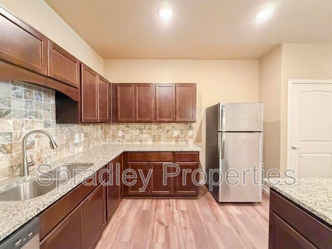 Building Photo - 1036 Hibiscus Dr