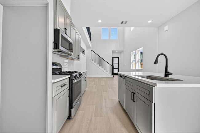 Building Photo - 4330 Avron Dr