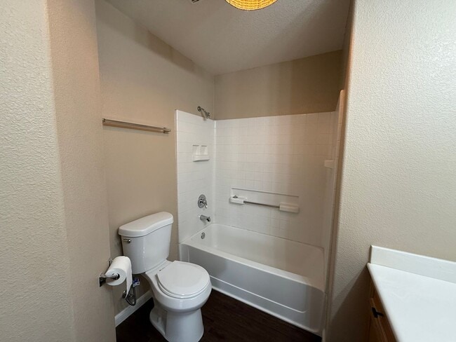 Building Photo - Single Story 4-bedroom home in Sylvan Scho...