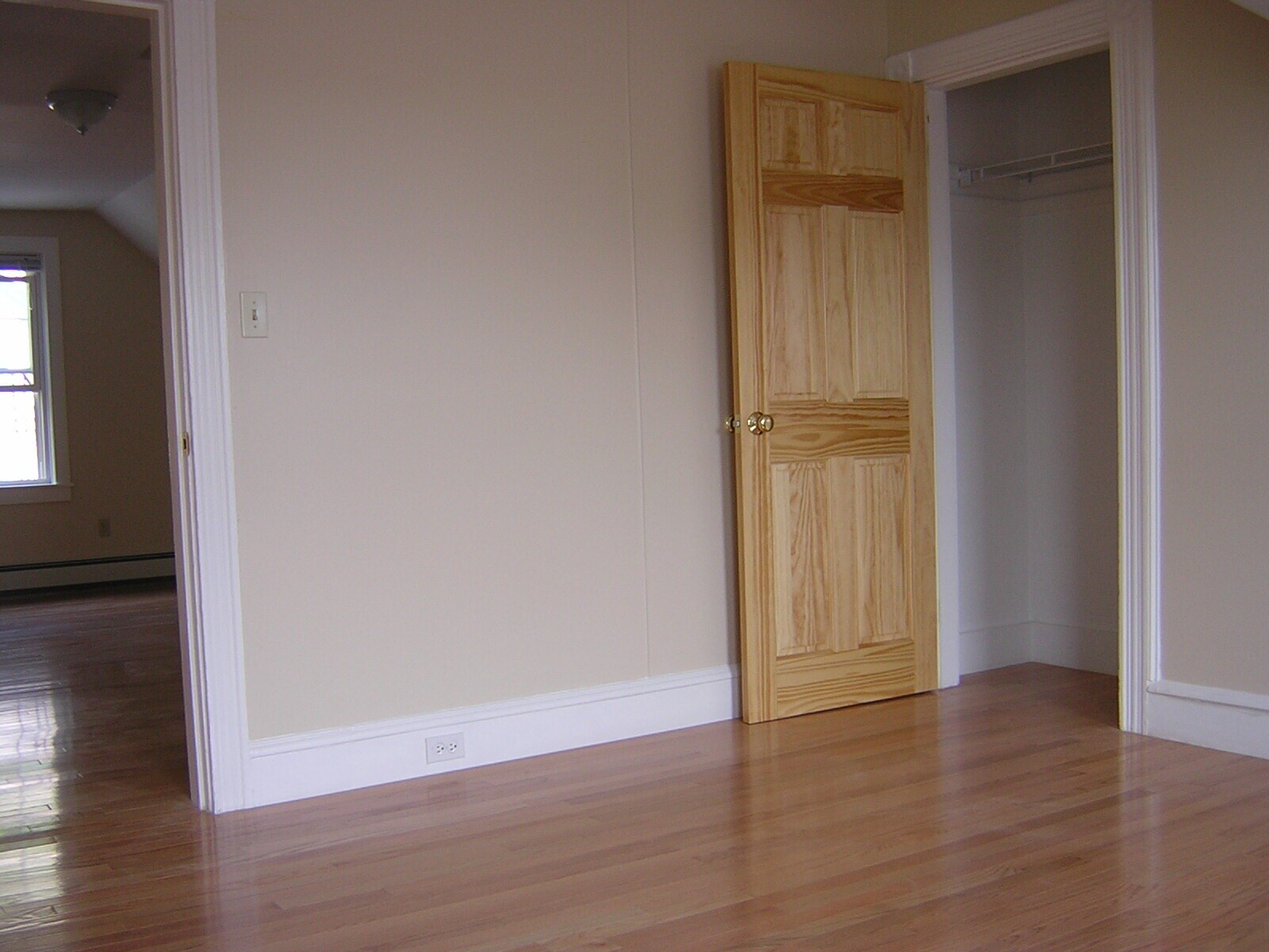 Building Photo - 55 University Ave