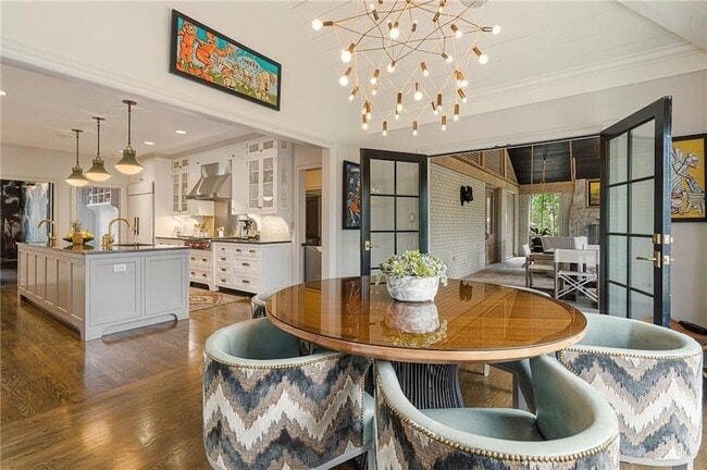 Building Photo - 3612 Castlegate Dr NW