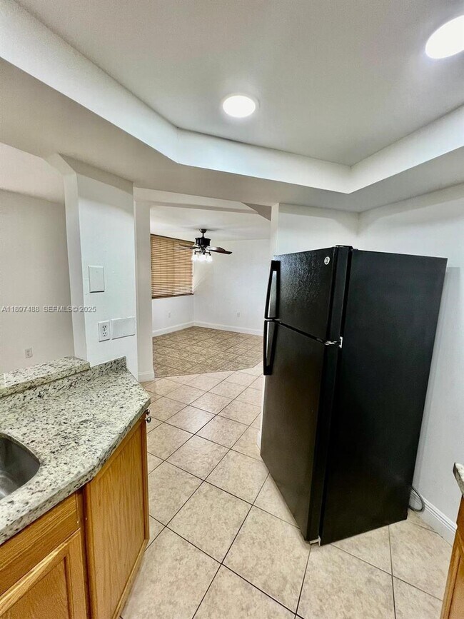 Building Photo - 8365 SW 152nd Ave