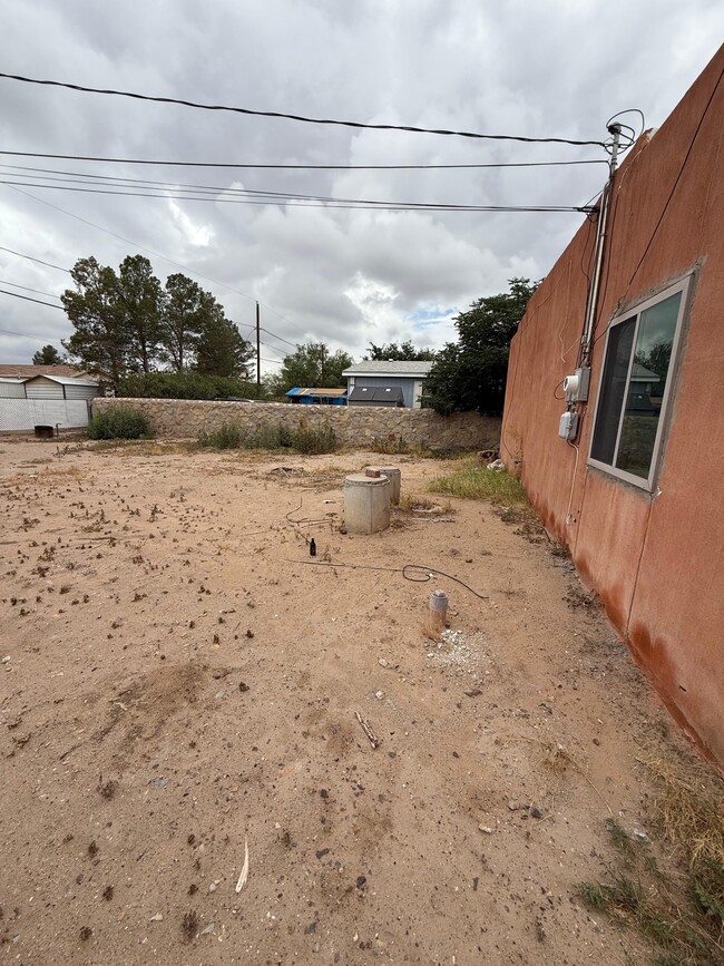 Building Photo - 10224 Hatchett Rd