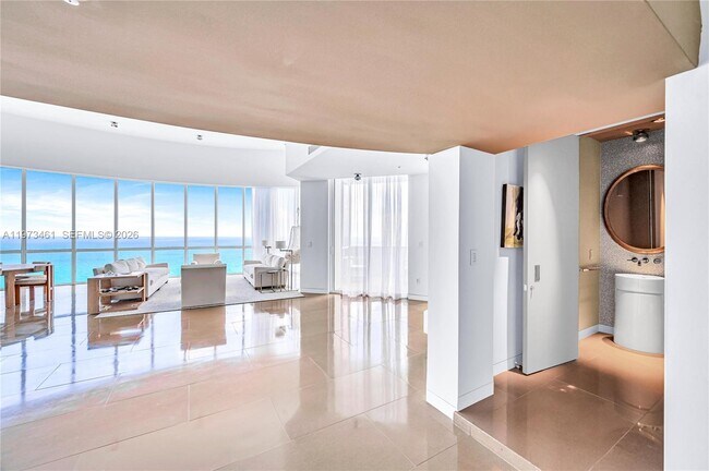 Building Photo - 18101 Collins Ave