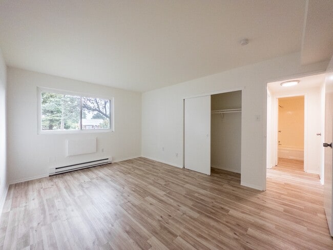 Bedroom - The Cloverleaf