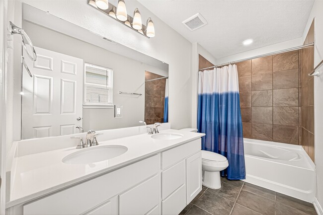 Building Photo - 20931 Teocalli Dr