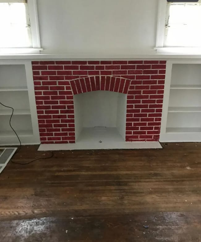 Building Photo - Charming 1925 Colonial with Classic Character & Cozy Fireplace