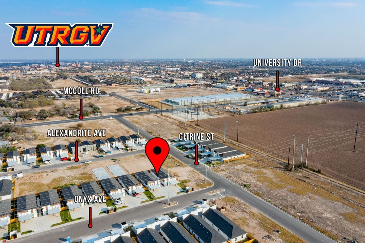 Building Photo - 500 N Onyx Ave