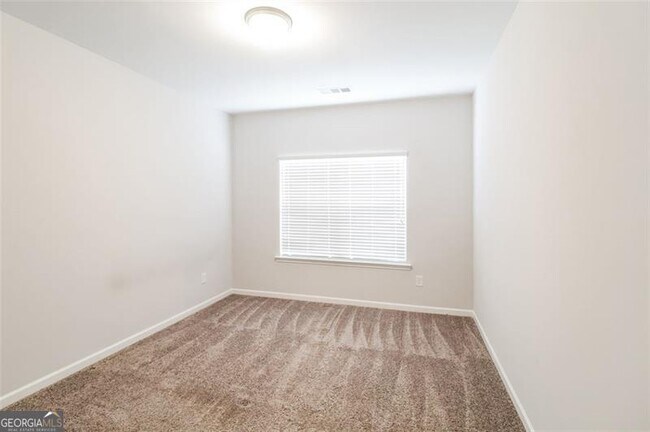 Building Photo - 4525 Sandy Creek Dr
