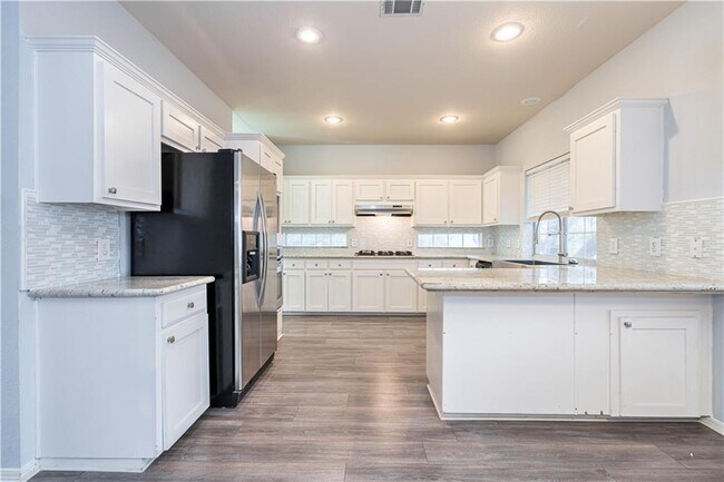 Building Photo - 10608 Sun Tree Cove