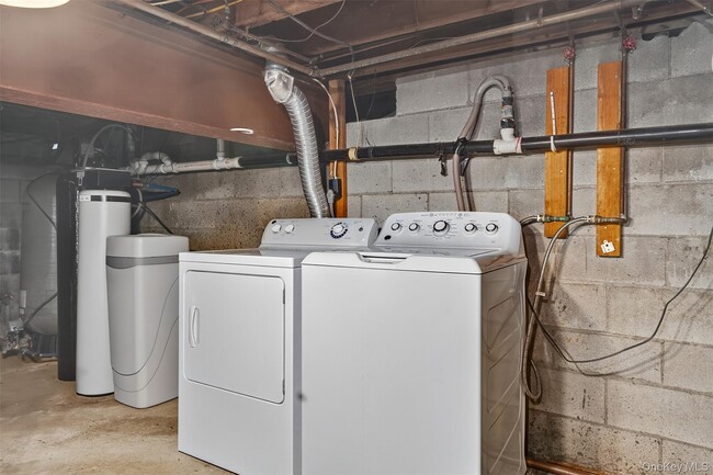 Building Photo - 3 Hudson Bluff Cir