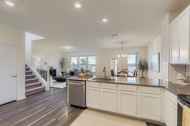 Building Photo - 7806 Song Sparrow Dr.