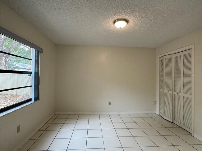 Building Photo - 3005 Starmount Dr