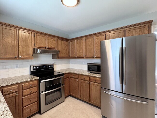Building Photo - Gorgeous Ranch Style Home in Garner!