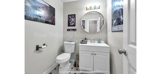 Building Photo - 1070 Joyner St