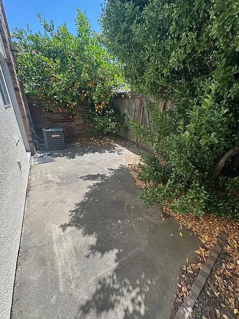 Building Photo - 6301 Wexford Cir