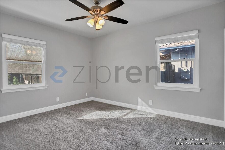 Building Photo - 1331 W Yale Ave