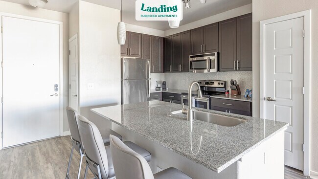 Building Photo - 1260 E University Dr