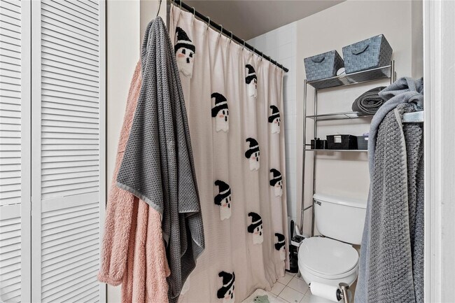 Building Photo - 4840 State Rd