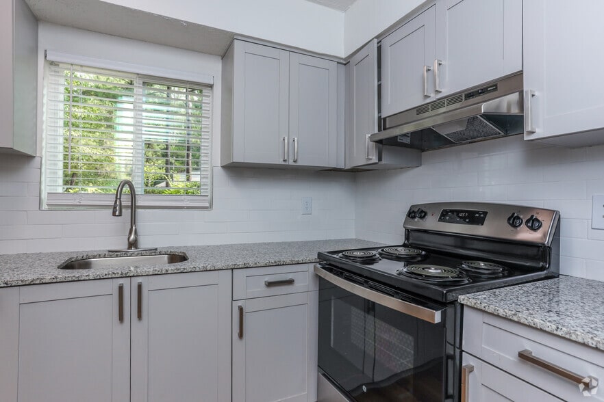 2BR, 2.5BA - 1,340 SF - Canopy West Apartments