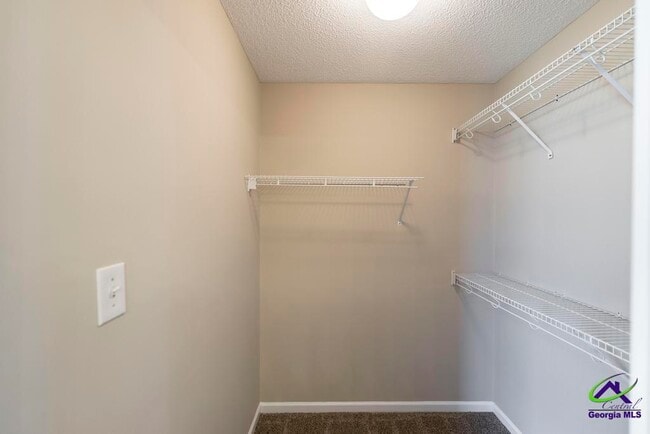 Building Photo - 462 Falkirk Dr