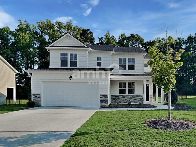 Primary Photo - 124 Gregory Dr