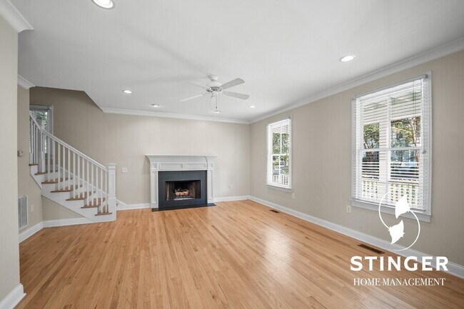 Building Photo - 130 Bartram Dr