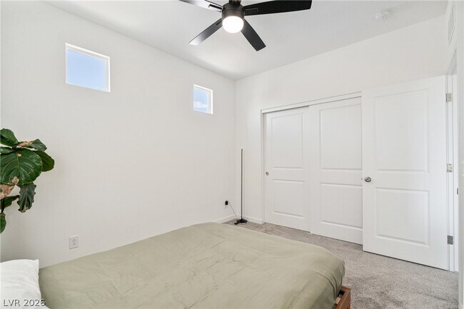 Building Photo - 222 Krameria Ave