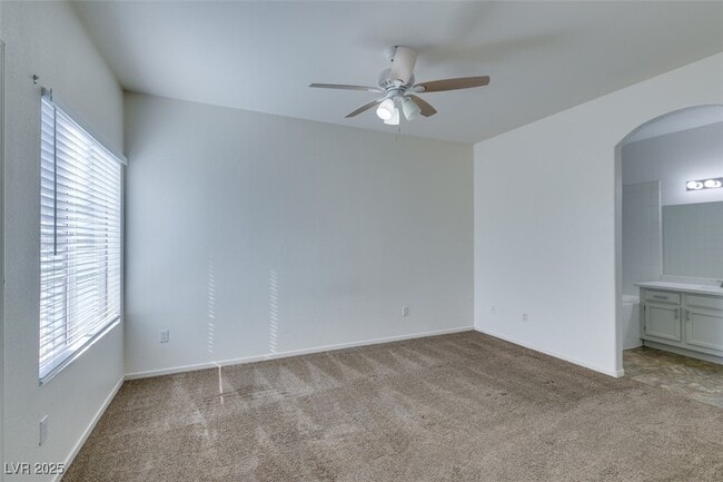 Building Photo - 5525 W Flamingo Rd