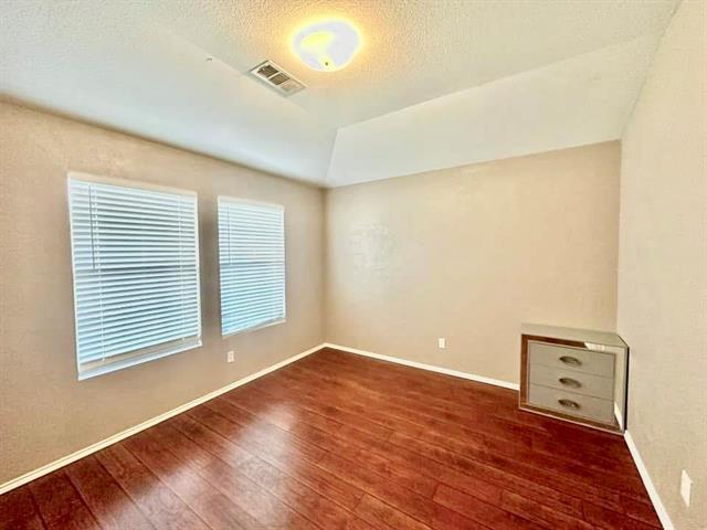 Building Photo - 717 Kentucky Derby Ln