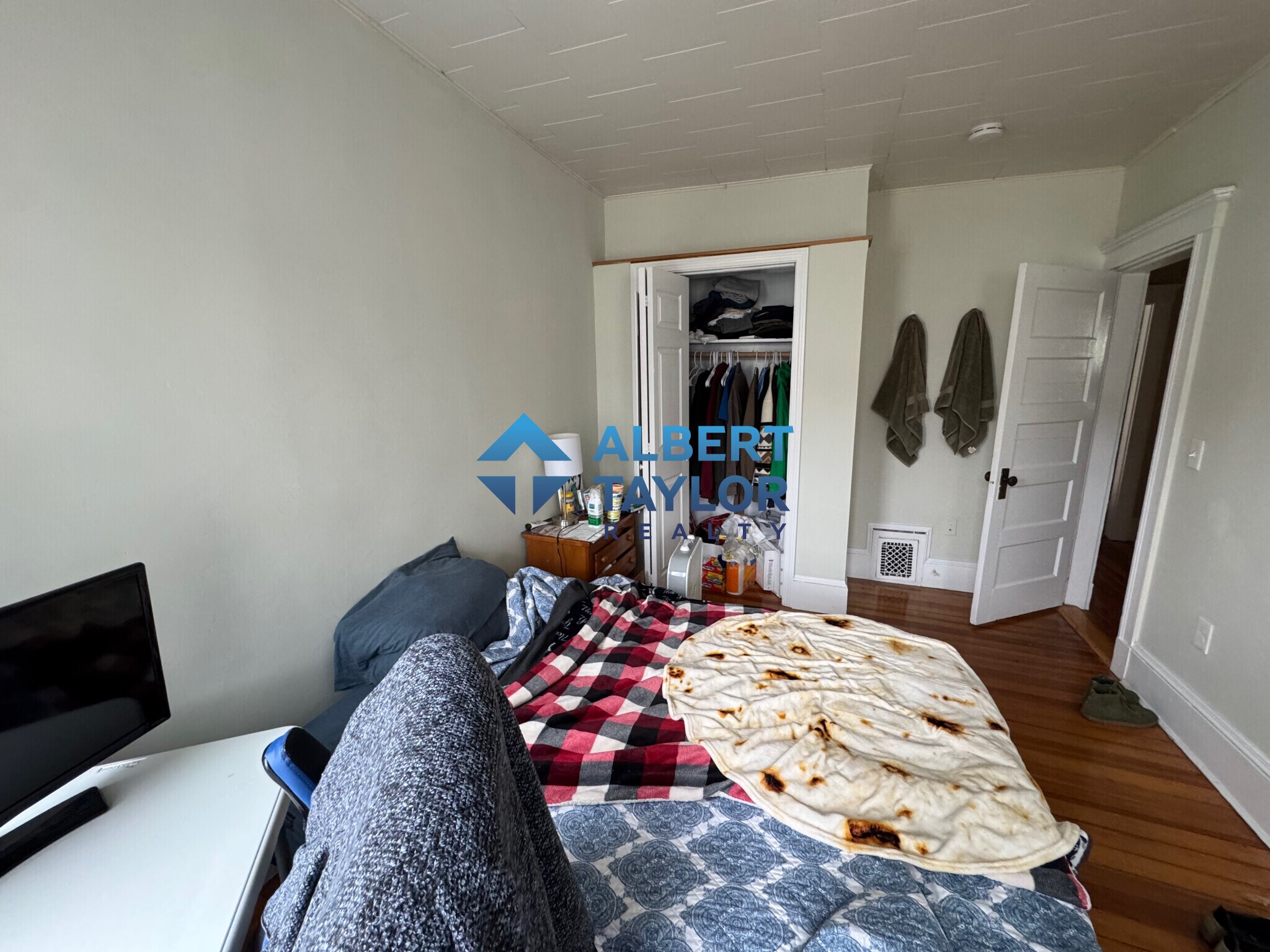 Building Photo - 101 Heath St